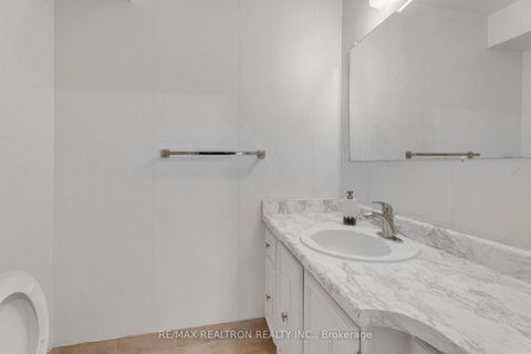 Photo 36 at 47 Robinter Drive, Newtonbrook East, Toronto