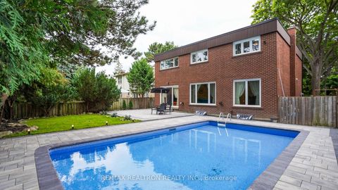 Photo 38 at 47 Robinter Drive, Newtonbrook East, Toronto