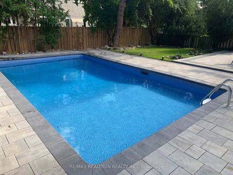 Photo 43 at 47 Robinter Drive, Newtonbrook East, Toronto