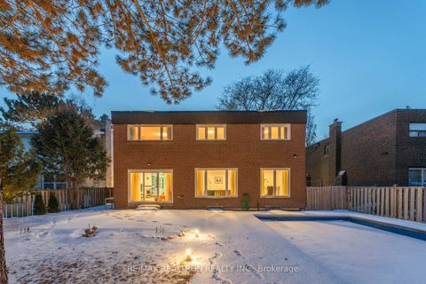 Photo 45 at 47 Robinter Drive, Newtonbrook East, Toronto