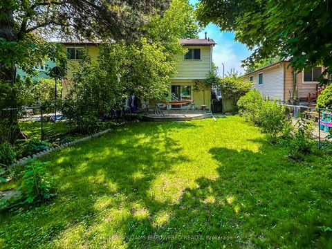 Photo 20 at 199 Hollyberry Trail, Hillcrest Village, Toronto