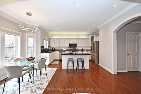 Photo 6 at 32 Seabreeze Avenue, Patterson, Vaughan
