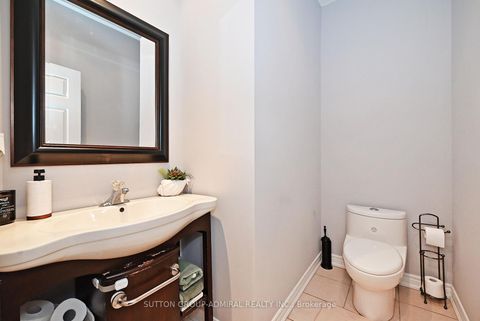 Photo 14 at 32 Seabreeze Avenue, Patterson, Vaughan