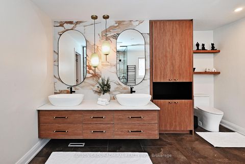 Photo 20 at 32 Seabreeze Avenue, Patterson, Vaughan