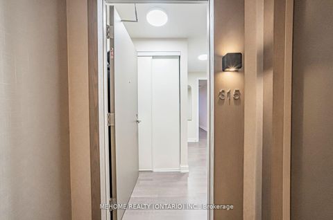 Photo 3 at 315 - 501 St. Clair Avenue W, Casa Loma, Toronto