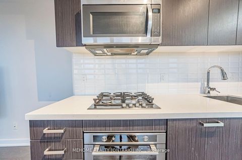 Photo 6 at 315 - 501 St. Clair Avenue W, Casa Loma, Toronto