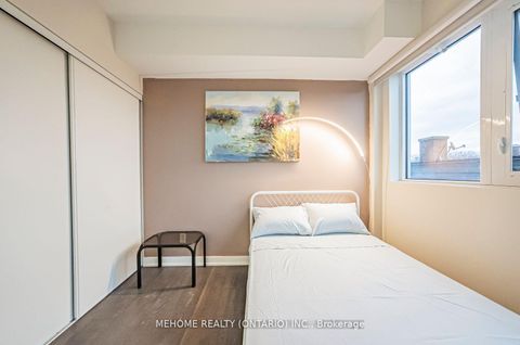Photo 9 at 315 - 501 St. Clair Avenue W, Casa Loma, Toronto