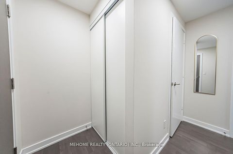 Photo 11 at 315 - 501 St. Clair Avenue W, Casa Loma, Toronto