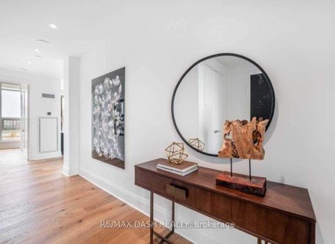 Photo 4 at 806 - 151 Avenue Road, Annex, Toronto