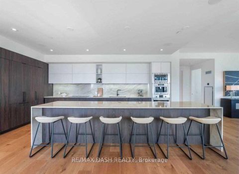 Photo 10 at 806 - 151 Avenue Road, Annex, Toronto