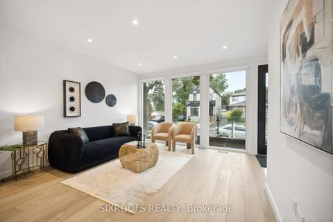 Photo 8 at 41 Dunkirk Road, East York, Toronto