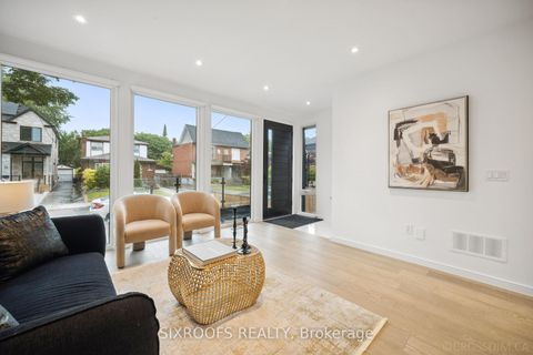 Photo 9 at 41 Dunkirk Road, East York, Toronto