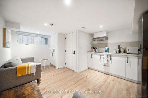 Photo 31 at 41 Dunkirk Road, East York, Toronto