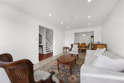 Photo 8 at 136 Ardwick Boulevard, Humbermede, Toronto