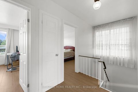 Photo 16 at 136 Ardwick Boulevard, Humbermede, Toronto