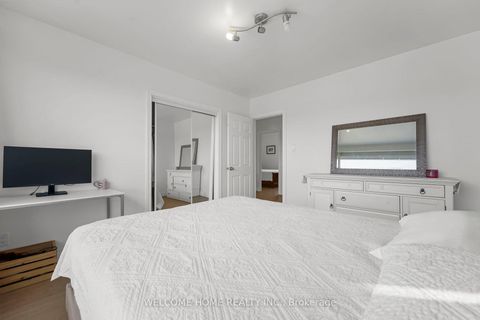 Photo 18 at 136 Ardwick Boulevard, Humbermede, Toronto