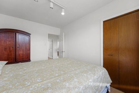 Photo 20 at 136 Ardwick Boulevard, Humbermede, Toronto