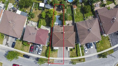 Photo 38 at 136 Ardwick Boulevard, Humbermede, Toronto