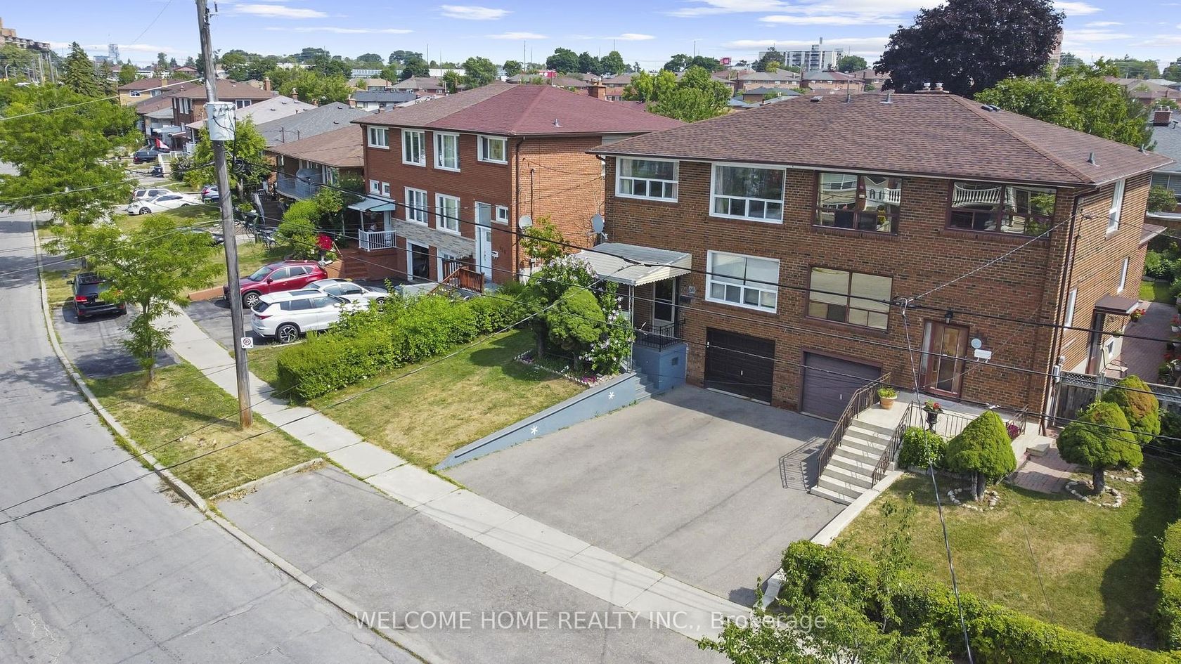 136 Ardwick Boulevard, Humbermede, Toronto 