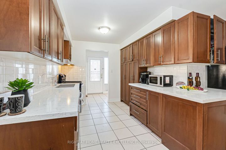 Photo 9 at 153 Bruce Beer Drive, Madoc, Brampton