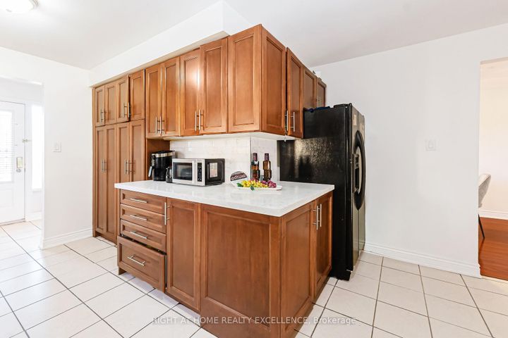 Photo 11 at 153 Bruce Beer Drive, Madoc, Brampton