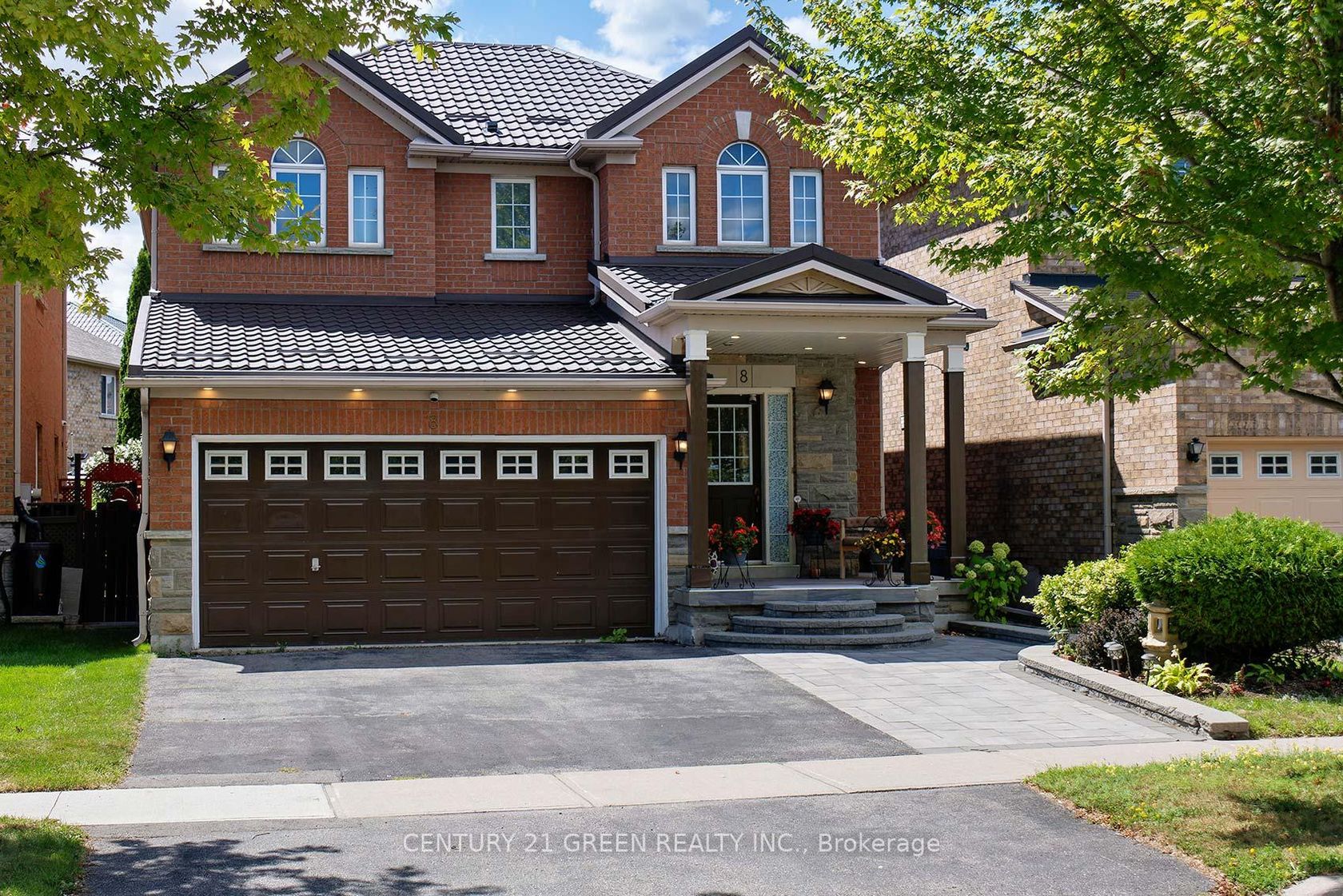 8 Lampman Drive, Morningside, Toronto 