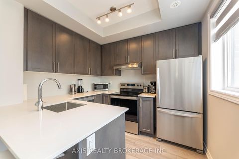 Photo 9 at 324 - 349 Wheat Boom Drive, JM Joshua Meadows, Oakville