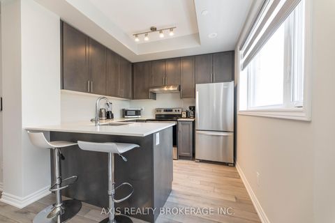 Photo 12 at 324 - 349 Wheat Boom Drive, JM Joshua Meadows, Oakville