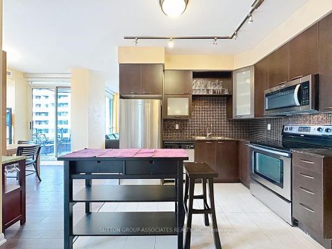 Photo 3 at 603 - 500 Sherbourne Street, North St. James Town, Toronto