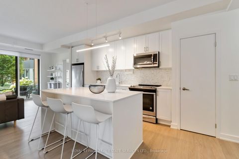 Photo 15 at 108 - 150 Sabina Drive, GO Glenorchy, Oakville