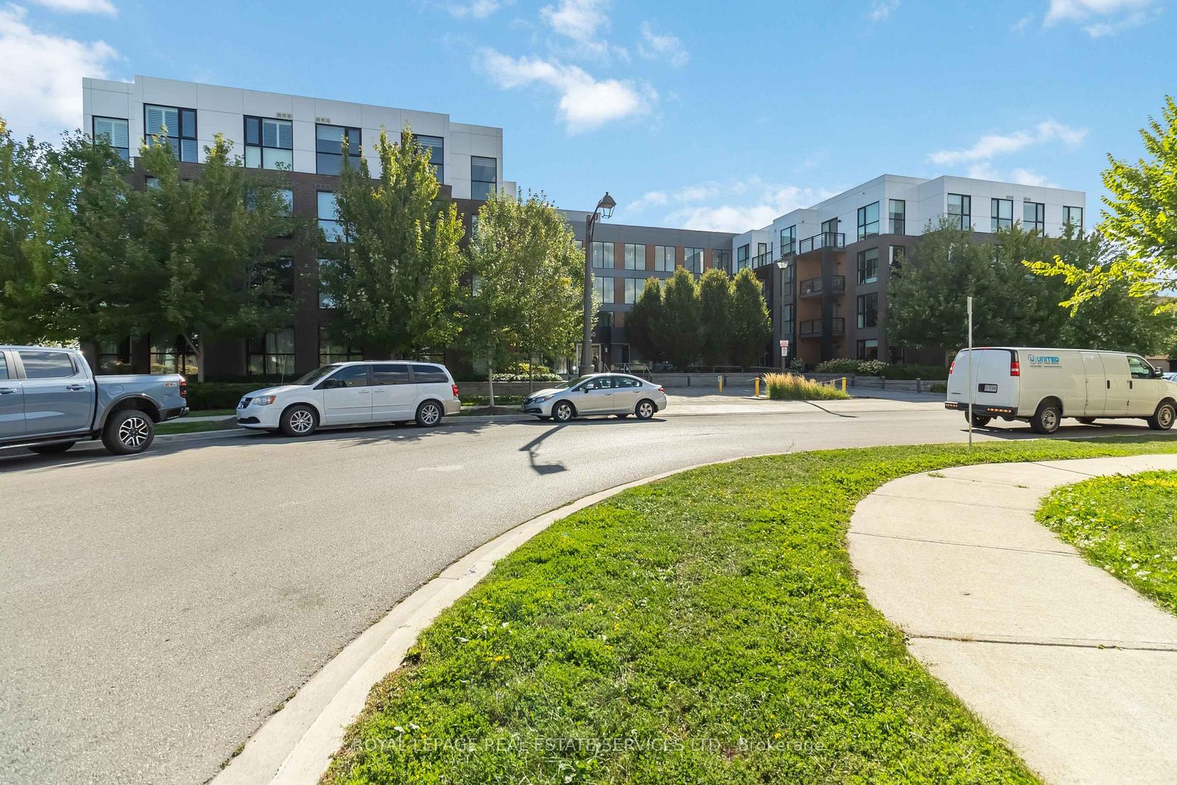 108 - 150 Sabina Drive, GO Glenorchy, Oakville 