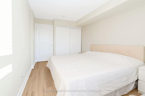 Photo 9 at 1406 - 7 North Park Road, Beverley Glen, Vaughan