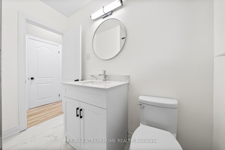 Photo 17 at 132 Homewood Avenue, Newtonbrook West, Toronto