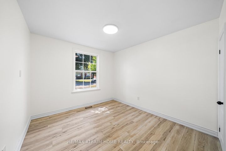 Photo 19 at 132 Homewood Avenue, Newtonbrook West, Toronto