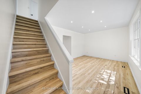 Photo 4 at 132 Homewood Avenue, Newtonbrook West, Toronto