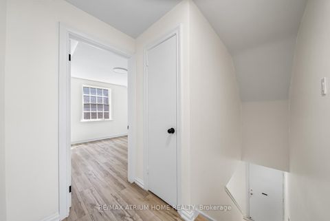 Photo 7 at 132 Homewood Avenue, Newtonbrook West, Toronto