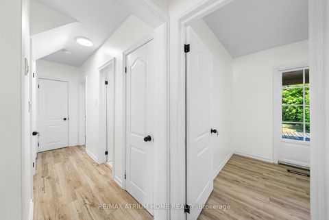 Photo 14 at 132 Homewood Avenue, Newtonbrook West, Toronto