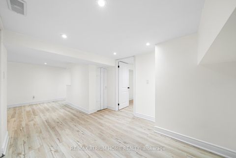 Photo 25 at 132 Homewood Avenue, Newtonbrook West, Toronto