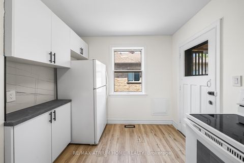 Photo 33 at 132 Homewood Avenue, Newtonbrook West, Toronto