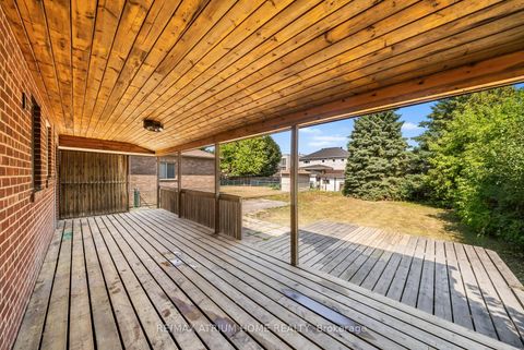Photo 36 at 132 Homewood Avenue, Newtonbrook West, Toronto