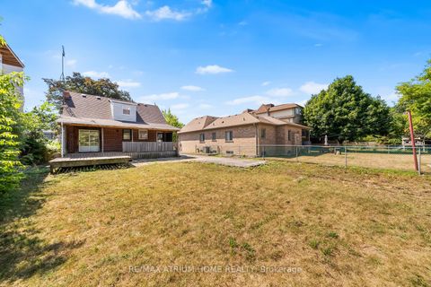Photo 39 at 132 Homewood Avenue, Newtonbrook West, Toronto