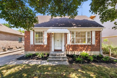 Photo 41 at 132 Homewood Avenue, Newtonbrook West, Toronto