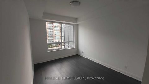 Photo 3 at 508 - 398 Highway 7 Avenue E, Doncrest, Richmond Hill