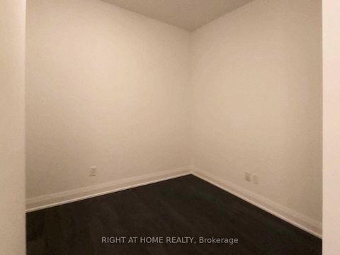 Photo 4 at 508 - 398 Highway 7 Avenue E, Doncrest, Richmond Hill