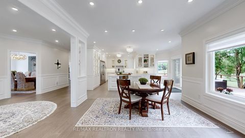 Photo 12 at 37 Offord Crescent, Bayview Southeast, Aurora Photo 12 at 37 Offord Crescent, Bayview Southeast, Aurora