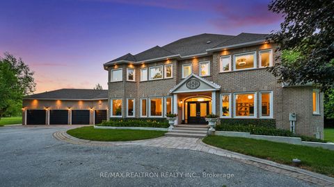 Photo 43 at 37 Offord Crescent, Bayview Southeast, Aurora Photo 43 at 37 Offord Crescent, Bayview Southeast, Aurora