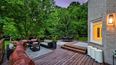 Photo 46 at 37 Offord Crescent, Bayview Southeast, Aurora
