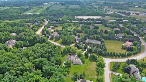 Photo 49 at 37 Offord Crescent, Bayview Southeast, Aurora