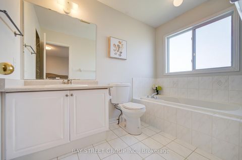 Photo 23 at 108 Rideau Drive, Langstaff, Richmond Hill
