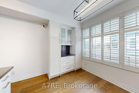 Photo 3 at 203 - 724 Sheppard Avenue W, Bathurst Manor, Toronto